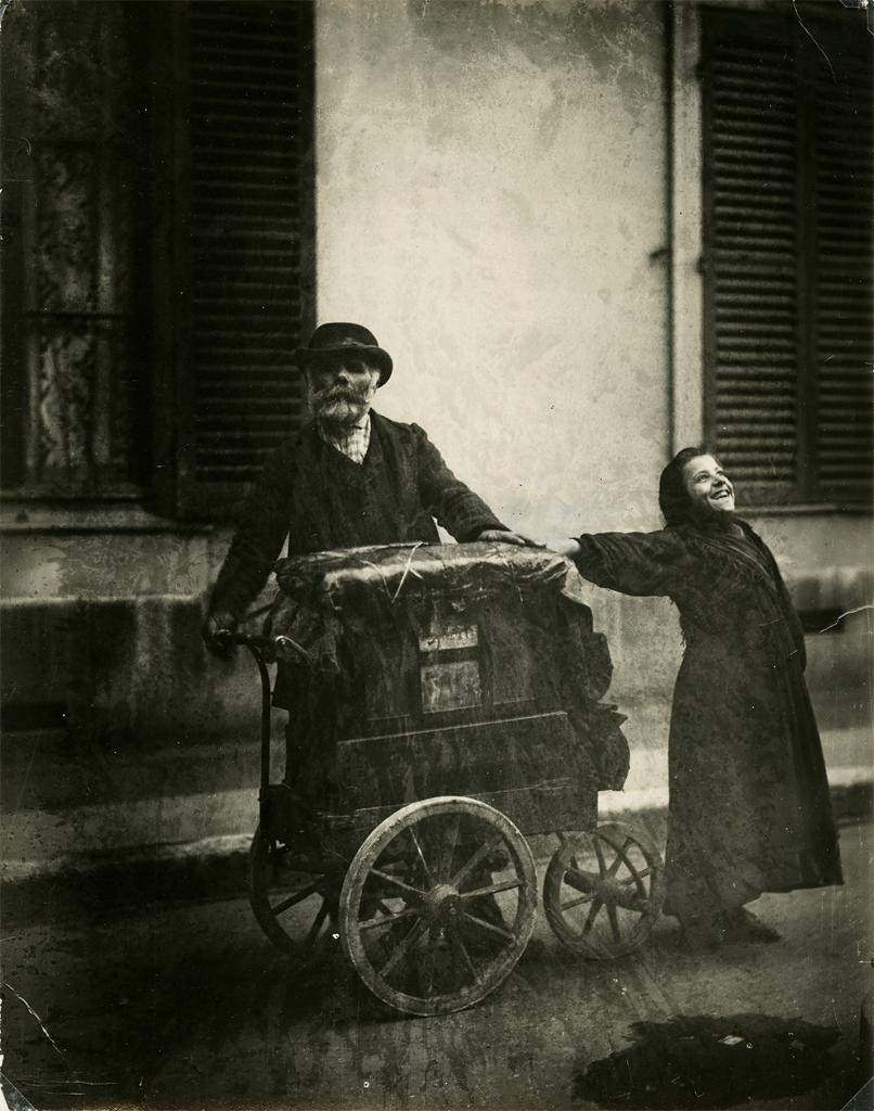 Class and Nostalgia in Atget’s Organ Grinder and Girl (1898-99)